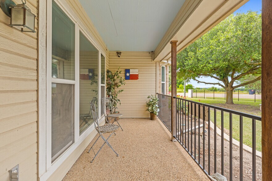 More Photos Of 414 County Road 437, Eddy Service For Sale