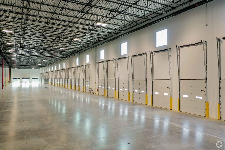 More Photos Of 550 Hartman Rd, Austell Warehouse For Lease