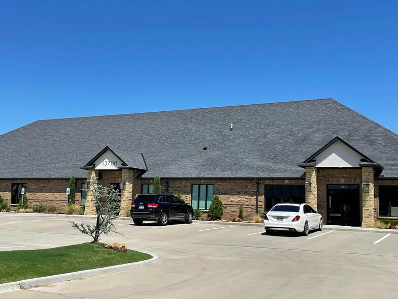 More Photos Of 13700 S Western Ave, Oklahoma City Medical For Sale