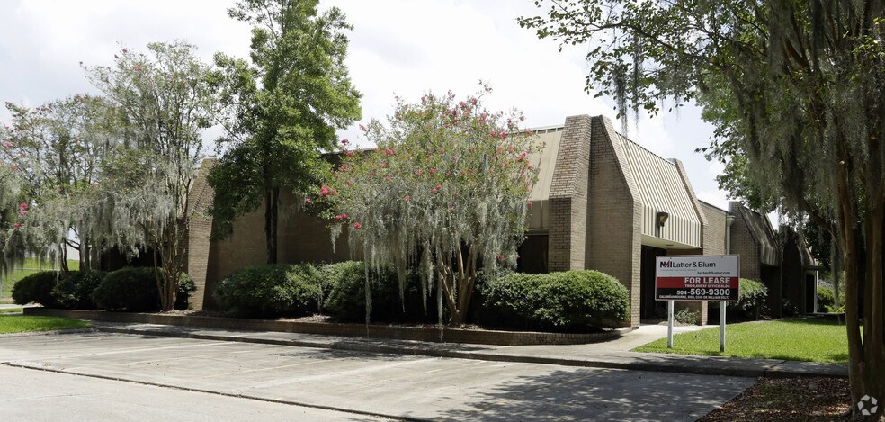 Primary Photo Of 101 Pailet Ave, Harvey Office For Lease