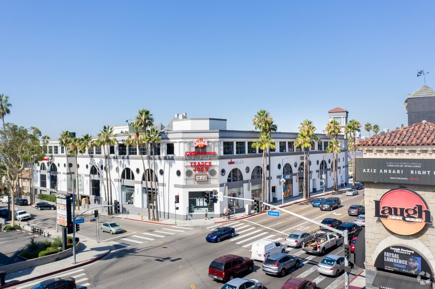 More Photos Of 8000 W Sunset Blvd, West Hollywood Restaurant For Lease