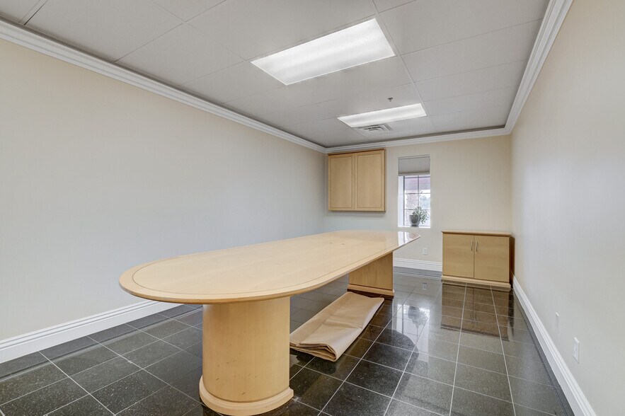 More Photos Of 3470 E Russell Rd, Las Vegas Office For Sale