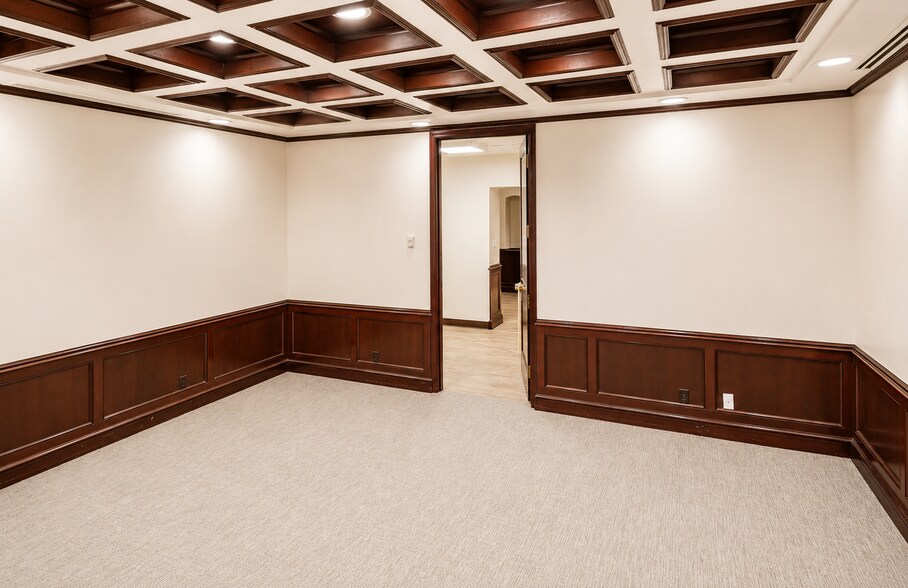 More Photos Of 1001 G St, Sacramento Office For Lease