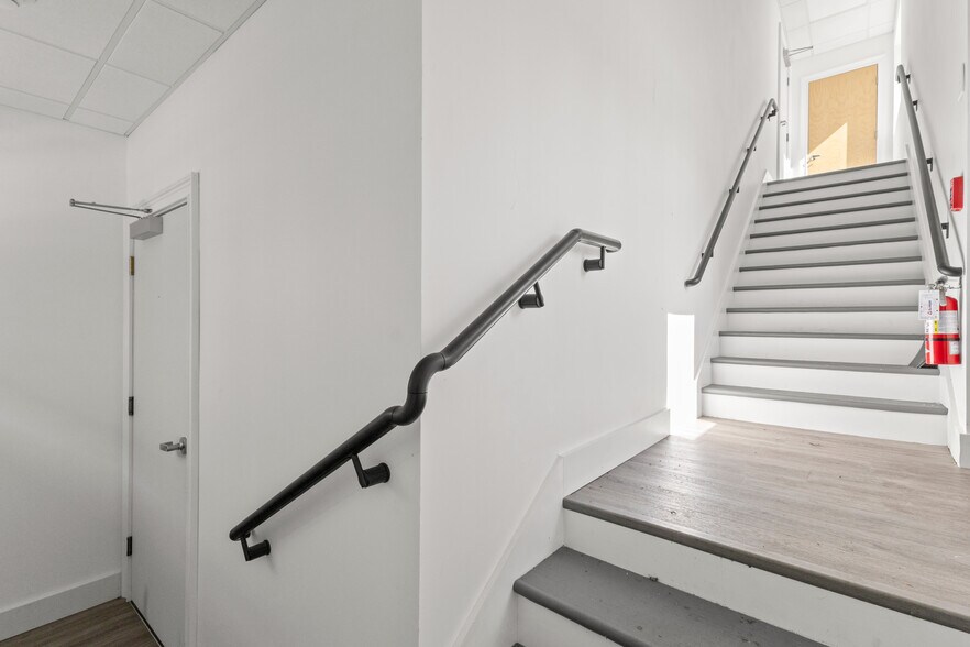 More Photos Of 1016 Park Ave, Cranston Loft Creative Space For Sale