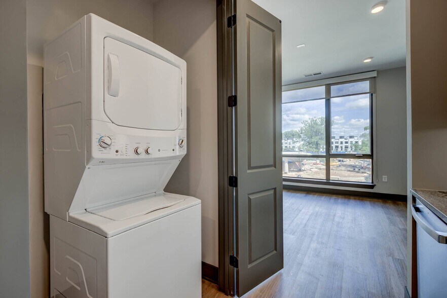 More Photos Of 352 S Walker St, Cary Apartments For Lease