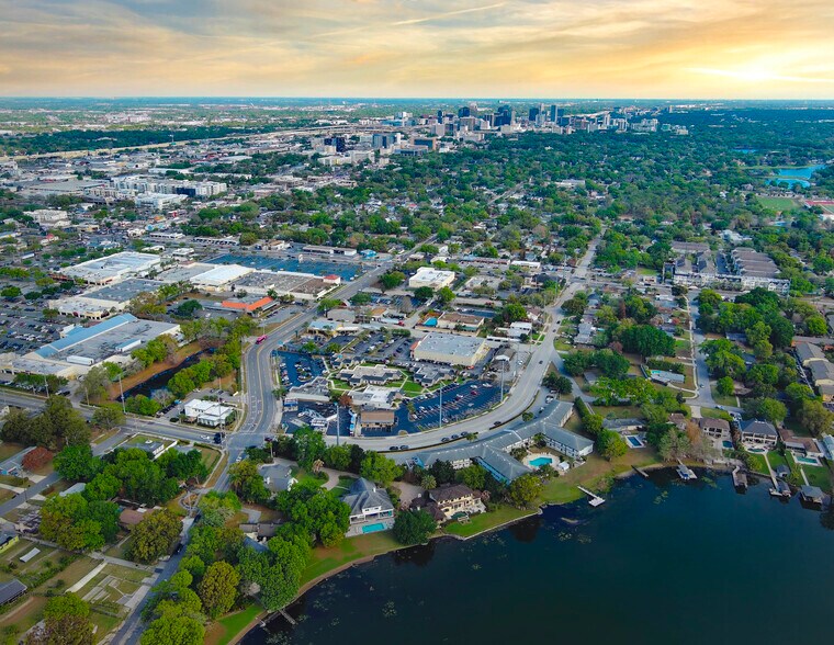 More Photos Of 423-429 E Michigan St, Orlando Storefront For Lease