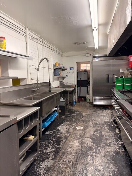 More Photos Of 2221 S Central Ave, Oklahoma City Restaurant For Sale