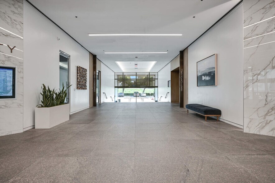 More Photos Of 2777 N Stemmons Fwy, Dallas Office For Lease