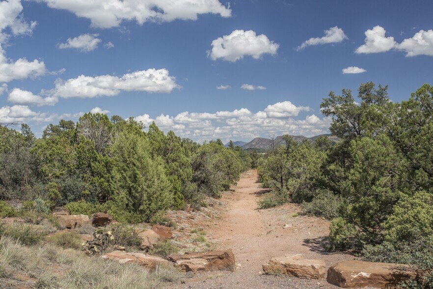 More Photos Of 1200 Airport, Payson Land For Sale
