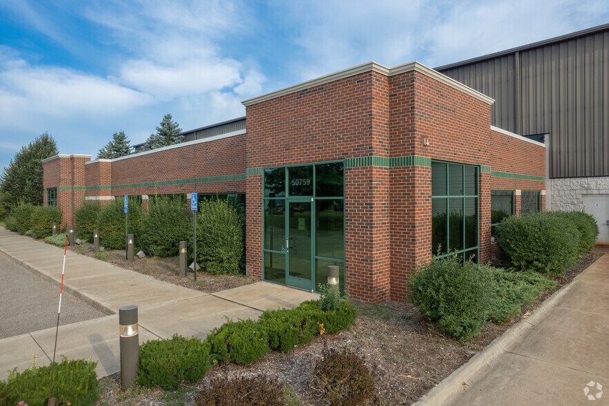 More Photos Of 50759 Century Ct, Wixom Warehouse For Lease