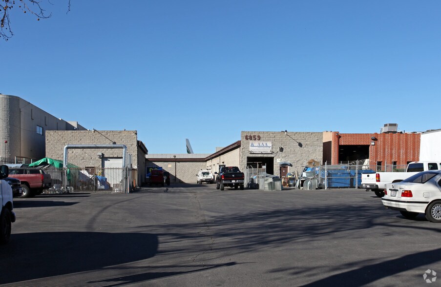 Primary Photo Of 6859 Valjean Ave, Van Nuys Warehouse For Lease