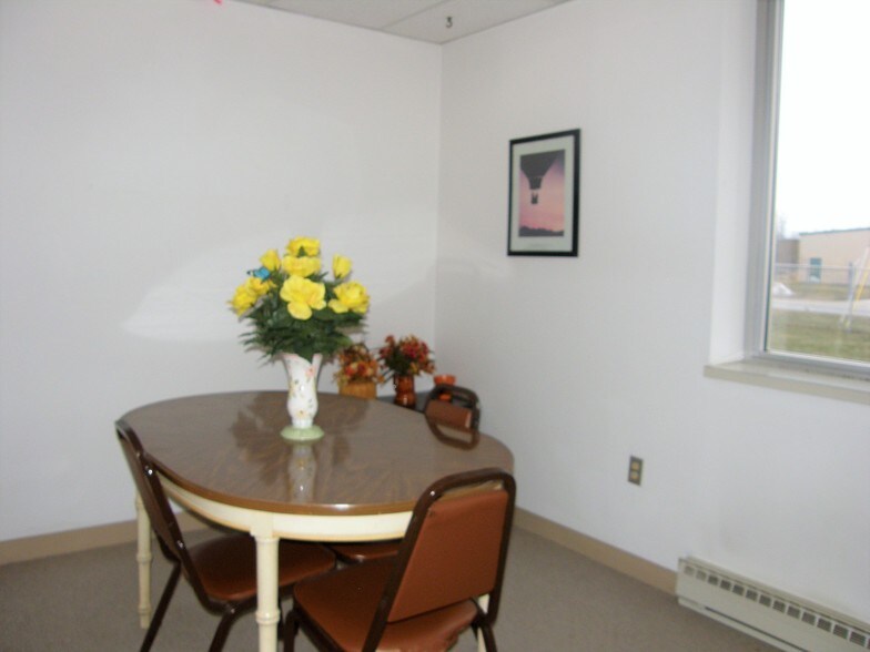 More Photos Of 2112 Industrial Dr, Niles Manufacturing For Sale