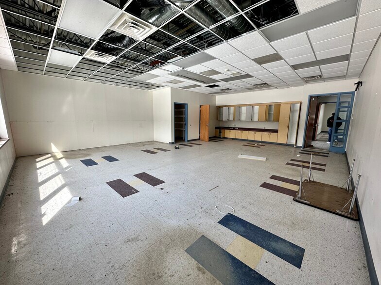 More Photos Of 55 Cox Rd, Williamstown Schools For Sale