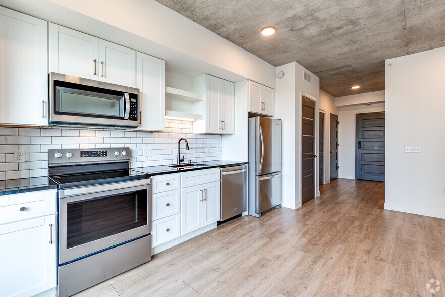 More Photos Of 615 S 8th St, Minneapolis Apartments For Lease