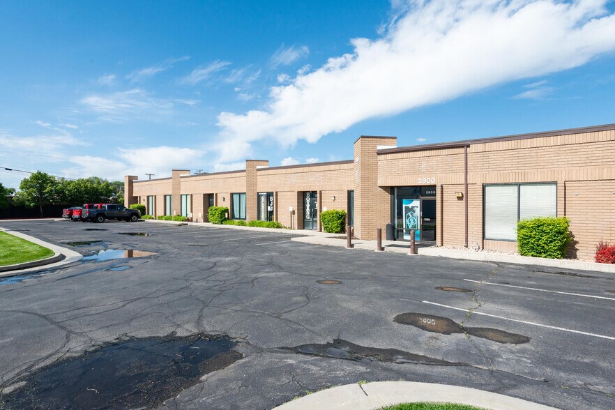 More Photos Of 2900-2912 S West Temple, Salt Lake City Light Manufacturing For Lease