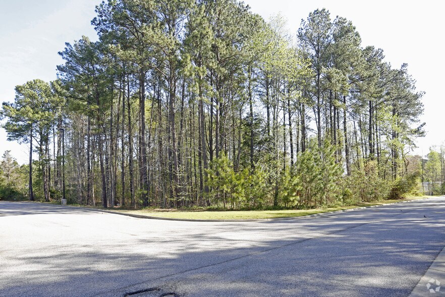 Primary Photo Of 2400 George Washington Memorial Hwy, Yorktown Land For Lease