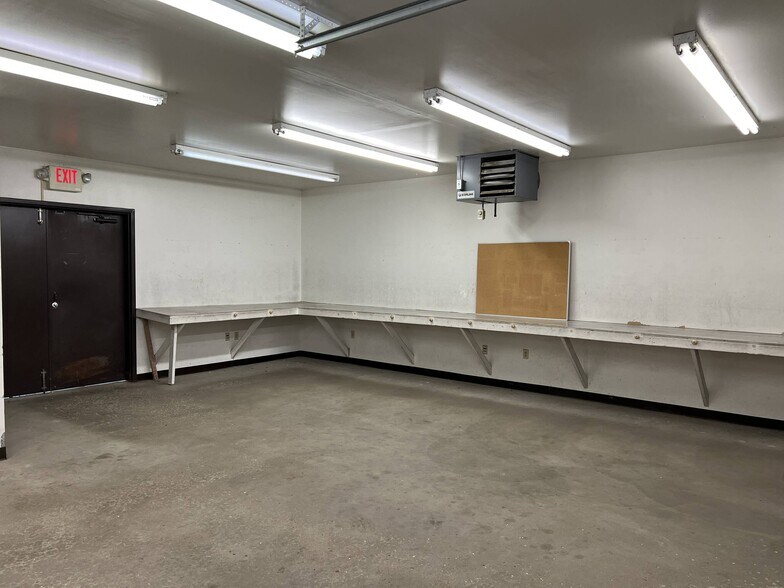 More Photos Of 603-615 E Jefferson St, Plymouth Office For Sale