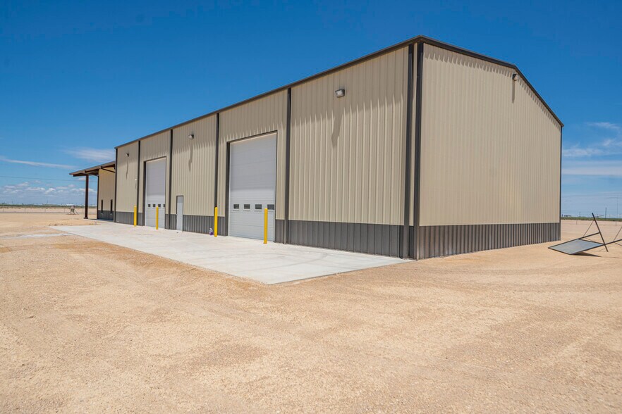 More Photos Of 16571 W Basin S, Odessa Warehouse For Sale