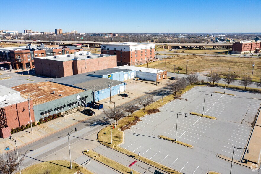Primary Photo Of 515 Kings of Leon Ln, Oklahoma City Manufacturing For Sale