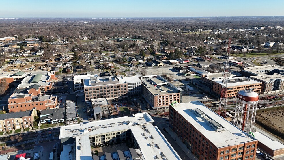 More Photos Of 231 S Rangeline Rd, Carmel Loft Creative Space For Lease