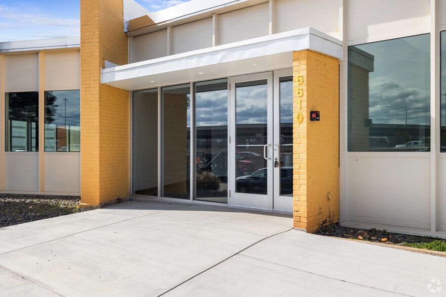 More Photos Of 6608-6610 Electronic Dr, Springfield Warehouse For Lease