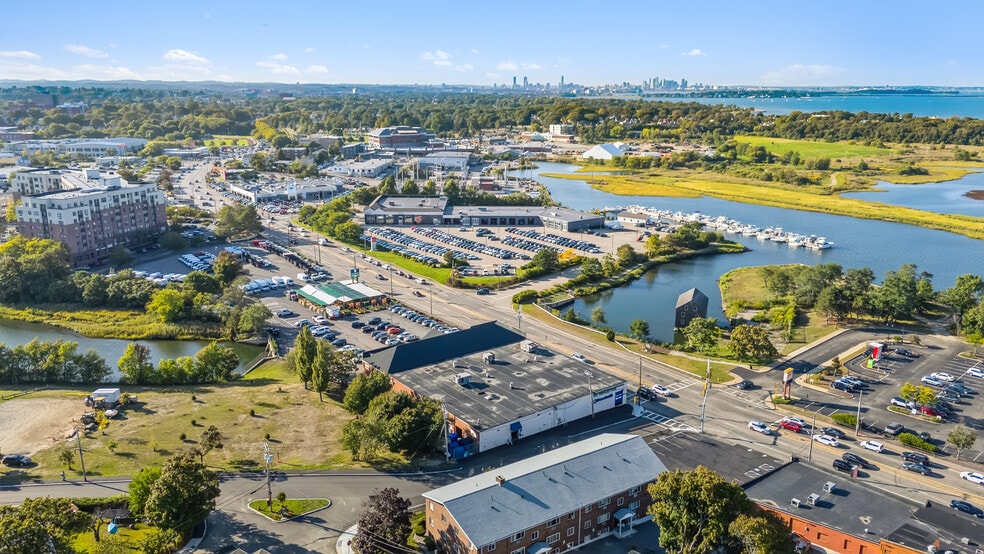 More Photos Of 625 Southern Artery, Quincy Freestanding For Sale