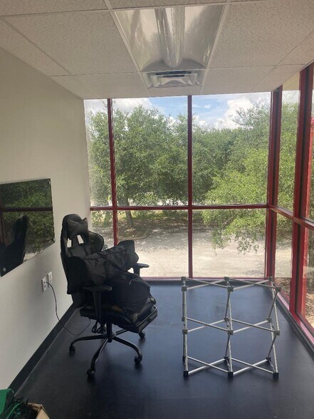 More Photos Of 2301 Longleaf Blvd, Lake Wales Office For Lease