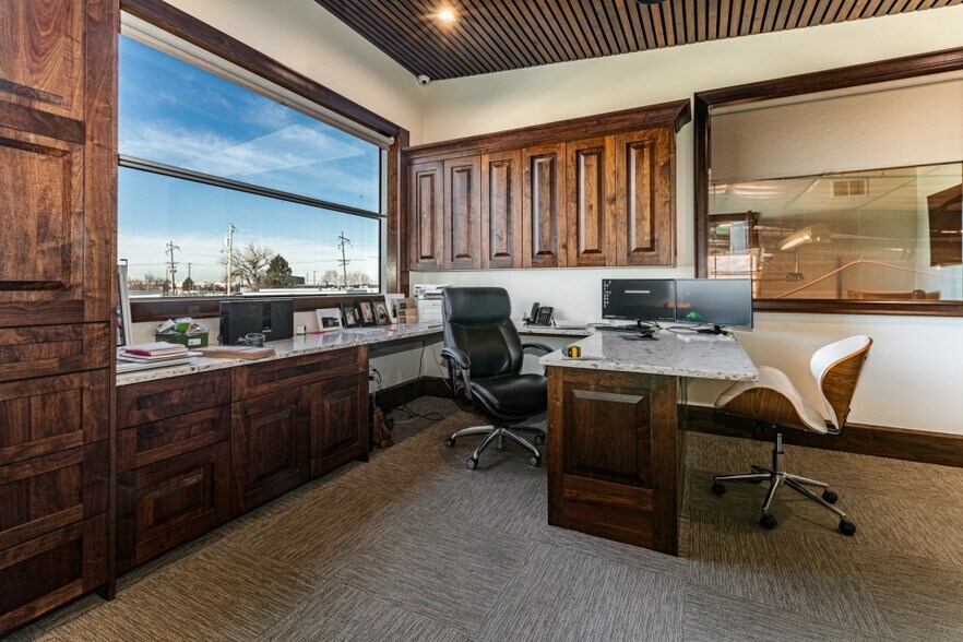 More Photos Of 441 W 12th St, Ogden Manufacturing For Lease