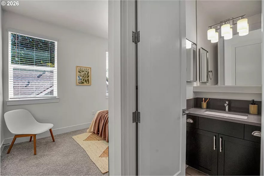 More Photos Of 8426 E Burnside St, Portland Apartments For Sale
