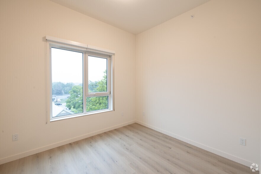 More Photos Of 44 Springside Ave, Arlington Apartments For Lease