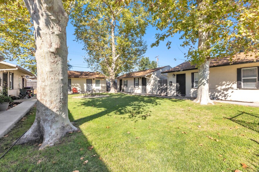 More Photos Of 3723 Jasmine St, Sacramento Apartments For Sale