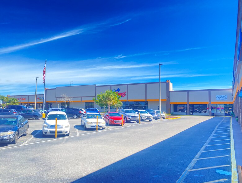 More Photos Of 6658 Ridge Rd, Port Richey Unknown For Lease