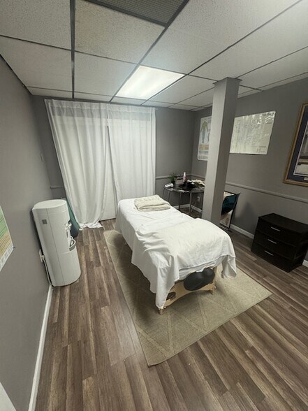 More Photos Of 6841 S Yosemite St, Centennial Office For Lease