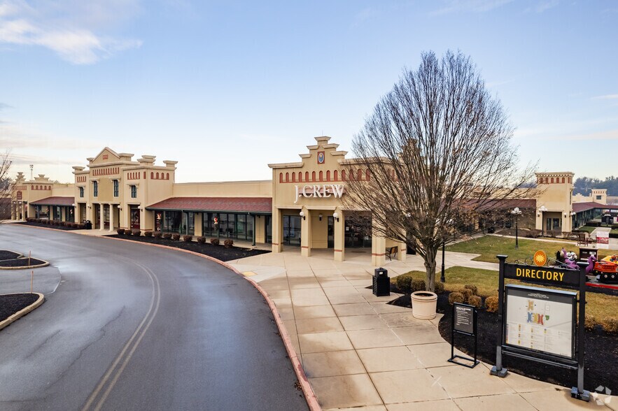 More Photos Of 495 Prime Outlets Blvd, Hagerstown Unknown For Lease