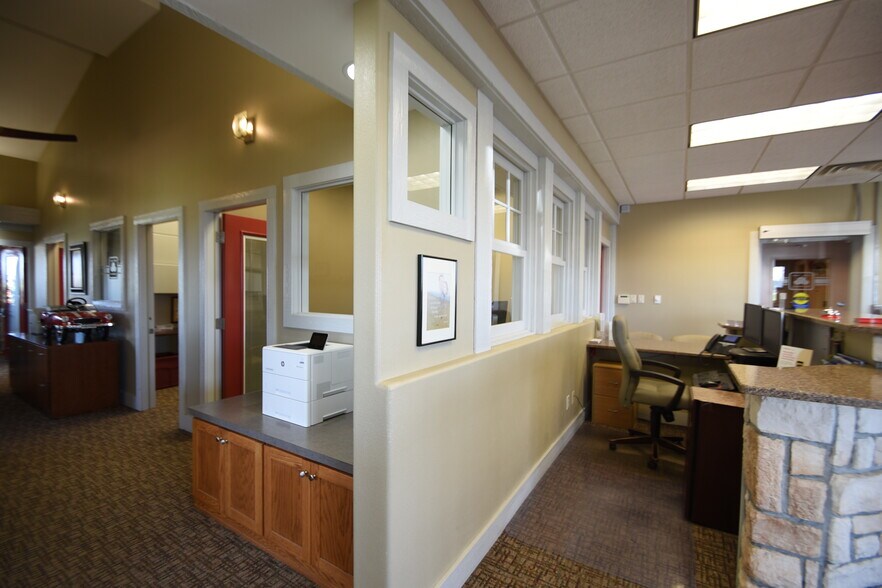 More Photos Of 3535 Main Ave, Fargo Office For Sale