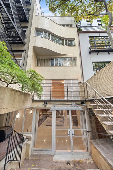 More Photos Of 32 E 74th St, New York Apartments For Sale