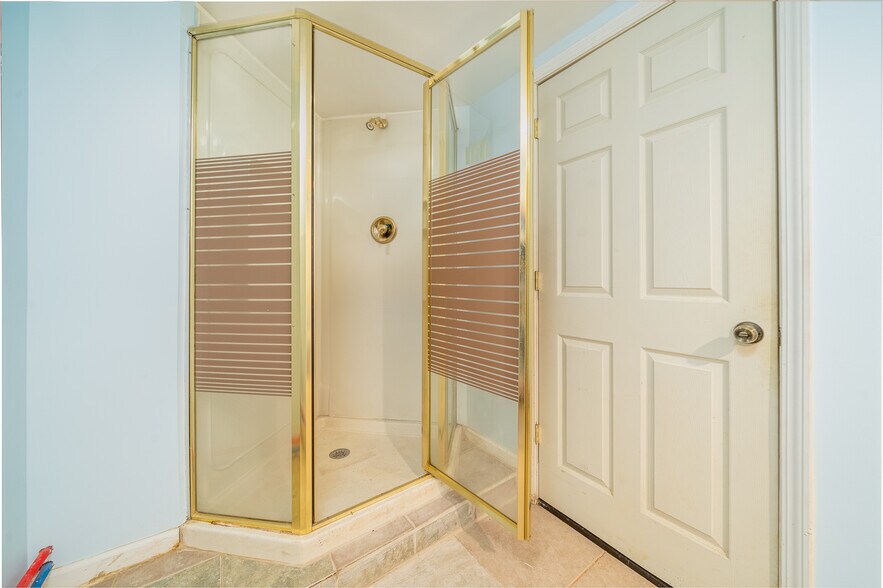 More Photos Of 3136 Clairmont Rd NE, Brookhaven Medical For Sale