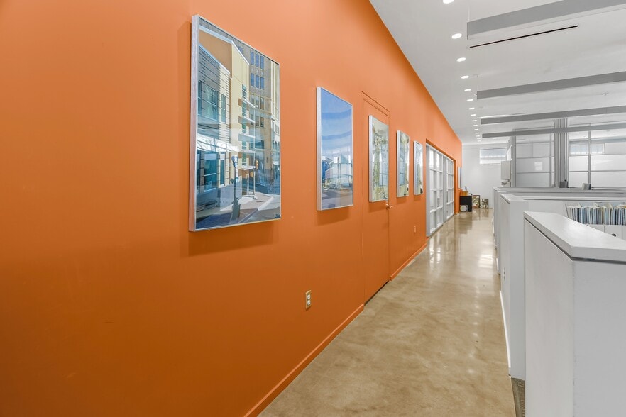 More Photos Of 1320 E Houston St, San Antonio Storefront Retail Office For Lease