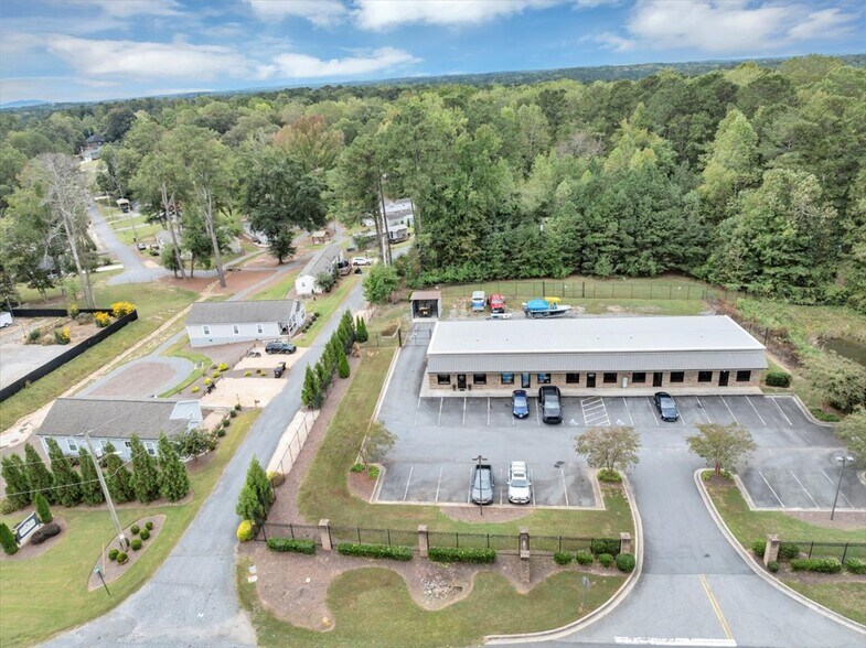 More Photos Of 6071 N Main St SE, Acworth Flex For Sale