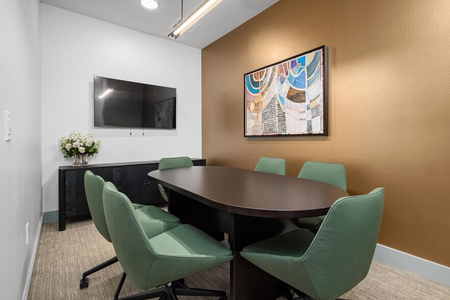 More Photos Of 2711 W Anderson Ln, Austin Apartments For Lease