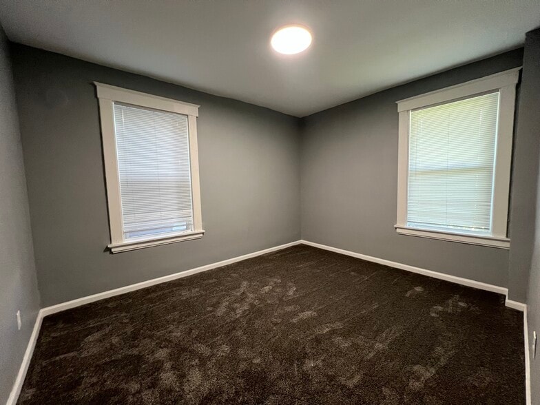 More Photos Of 2600 Melrose Ave, Cincinnati Multifamily For Sale