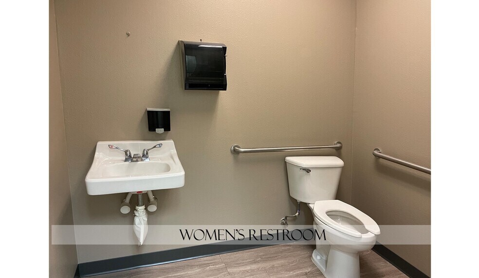 More Photos Of 632 Fm 2093, Fredericksburg Warehouse For Lease