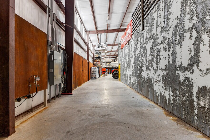 More Photos Of 225 Promenade Pky, Fayetteville Manufacturing For Sale