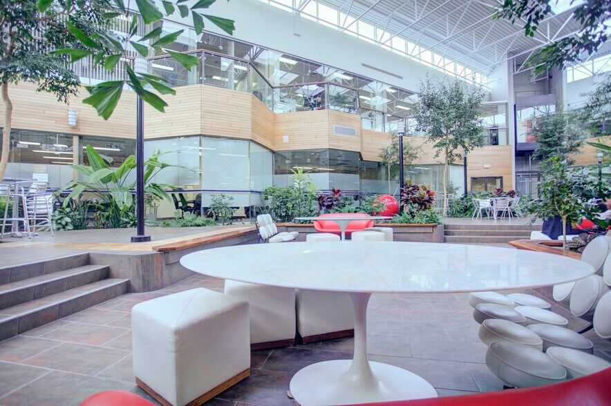 More Photos Of 200 Rivercrest Dr SE, Calgary Medical For Lease