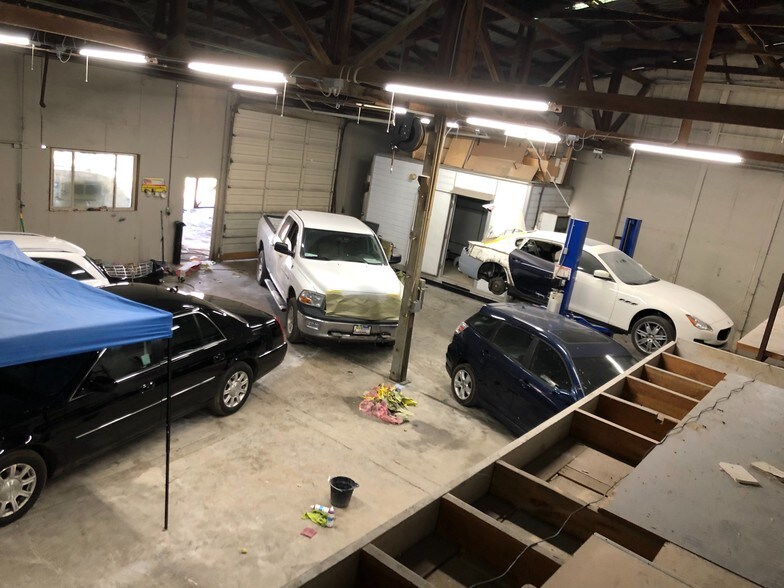 More Photos Of 7120 McCurdy Ln, Sacramento Warehouse For Lease