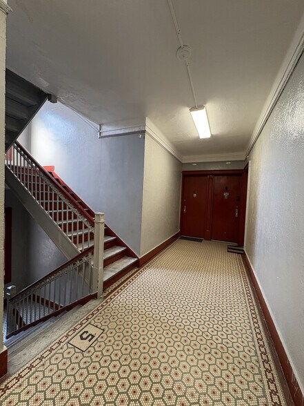 More Photos Of 550 W 180th St, New York Apartments For Sale