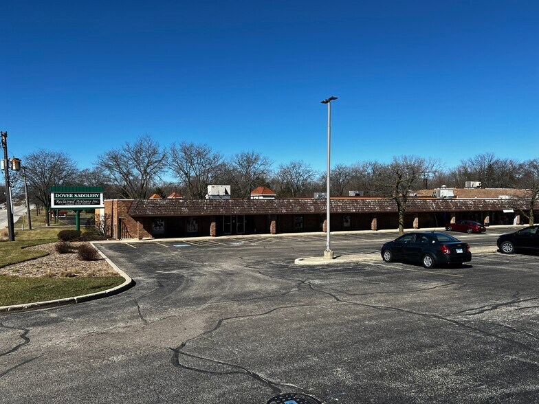 More Photos Of 300 Peterson Rd, Libertyville Industrial For Sale