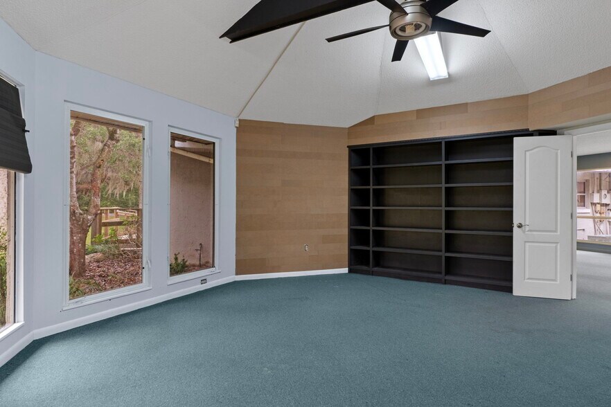 More Photos Of 377 Highway 40 W, Inglis Flex For Sale