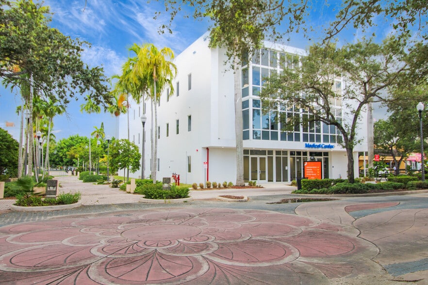 More Photos Of 304 N Krome Ave, Homestead Medical For Lease