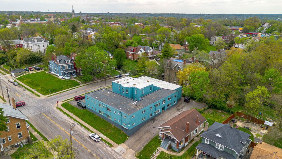 More Photos Of 800-808 Elberon Ave, Cincinnati Apartments For Sale